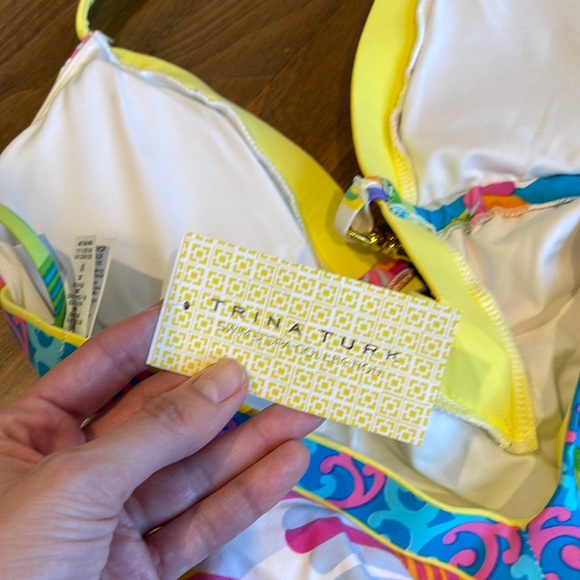 NWT TRINA TURK ONE PIECE SWIM SUIT PLUNGE V NECK HALTER TIE BACK MEDALLION SZ M - Picture 7 of 12